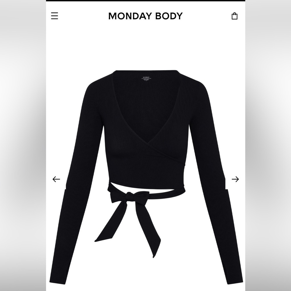 Monday Body Yosemite Black Wrap Top